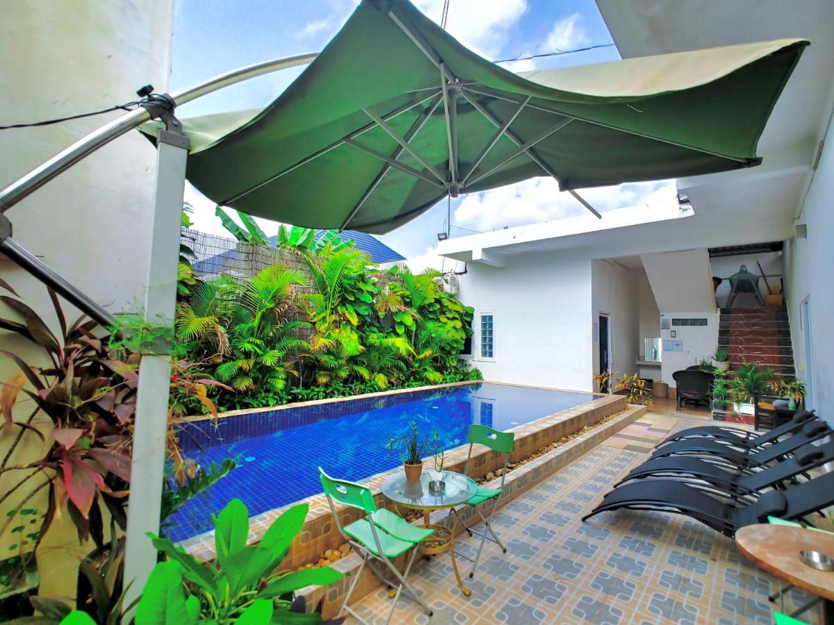 Bed & Bedzzz Vandrarhem Siem Reap Exteriör bild