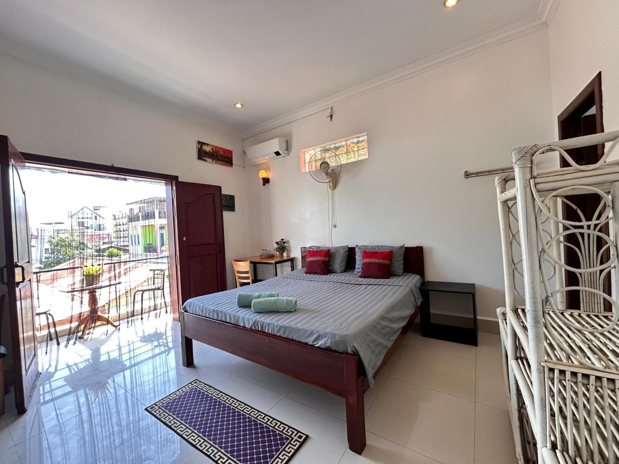 Bed & Bedzzz Vandrarhem Siem Reap Exteriör bild