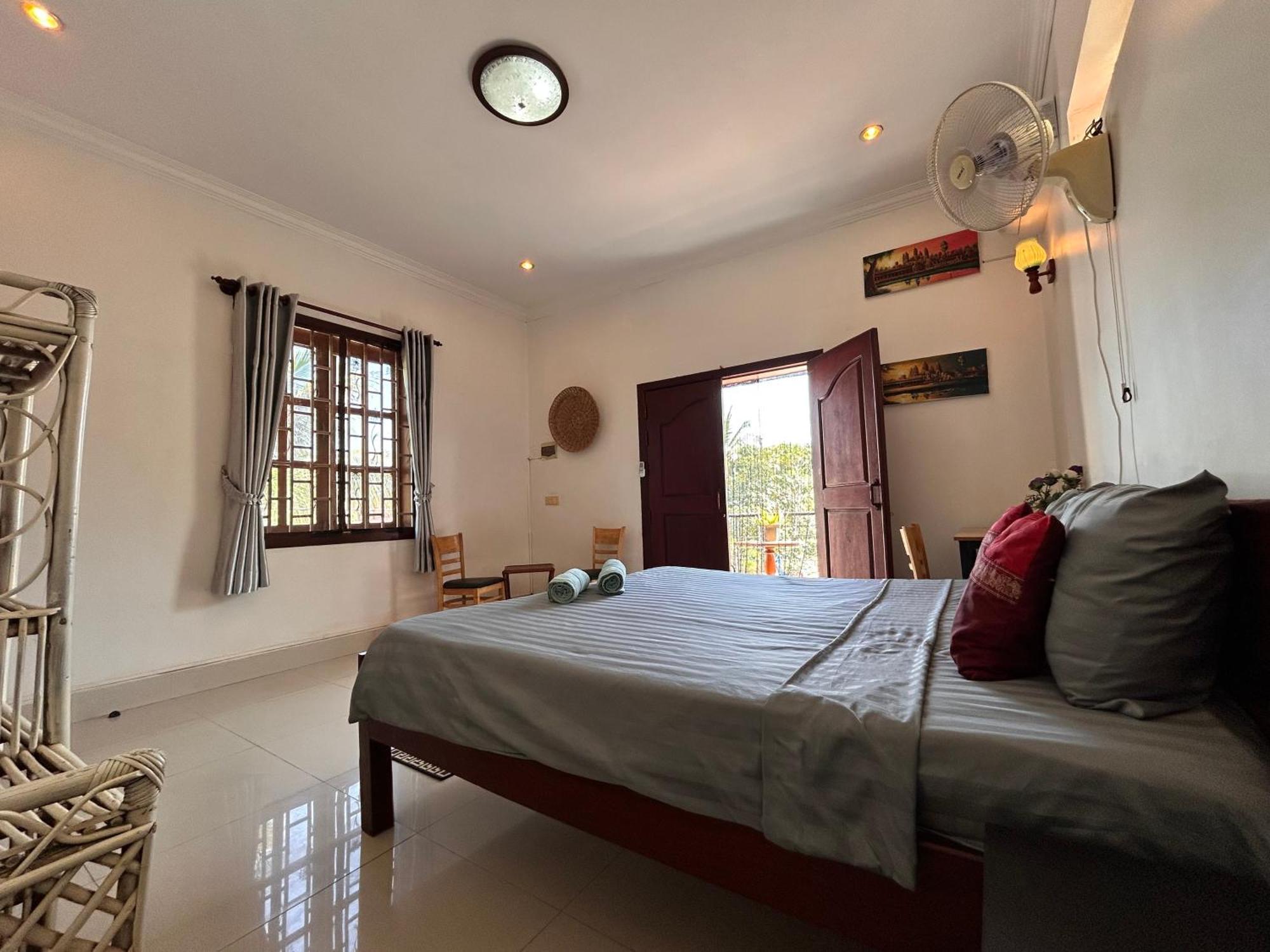 Bed & Bedzzz Vandrarhem Siem Reap Exteriör bild